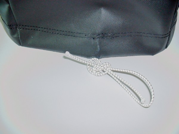 Abdeckhaube schwarz Detail